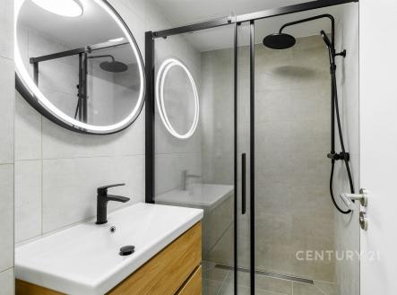. | Prodej bytu, 2+kk, 47 m²