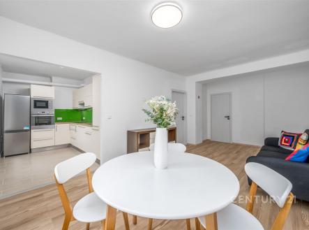 . | Pronájem bytu, 2+kk, 54 m²