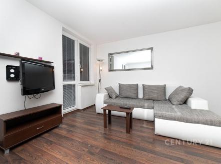. | Prodej bytu, 1+kk, 28 m²