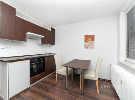 . | Prodej bytu, 1+kk, 28 m²
