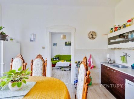 . | Pronájem bytu, 2+1, 60 m²