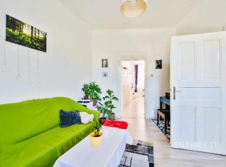 . | Pronájem bytu, 2+1, 60 m²