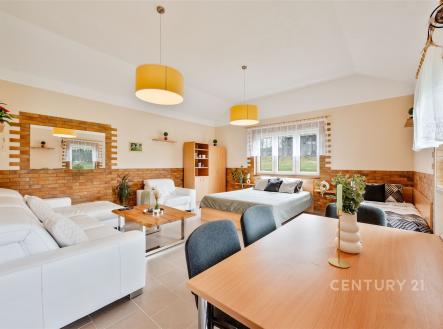 . | Prodej - restaurace, 1 320 m²