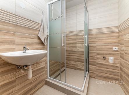 . | Pronájem bytu, 1+1, 37 m²