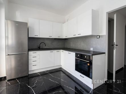 Pronájem bytu, 2+1, 57 m² obrázek