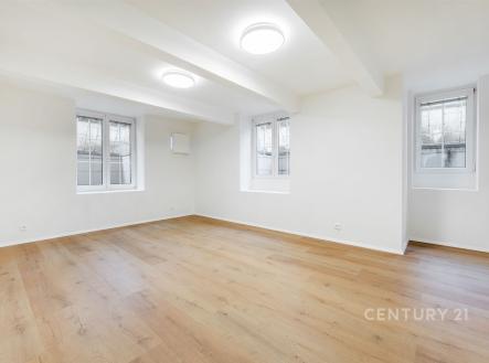 . | Prodej bytu, 3+kk, 71 m²