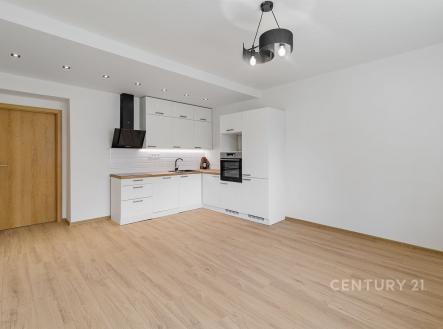. | Pronájem bytu, 2+kk, 56 m²