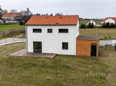 . | Prodej - dům/vila, 122 m²