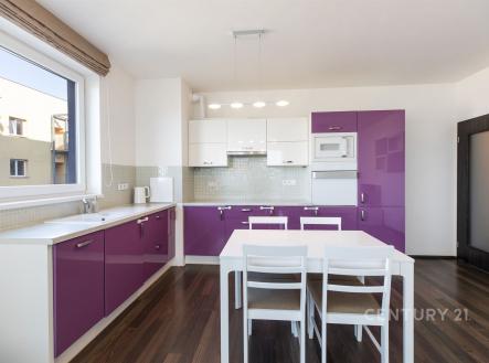 . | Pronájem bytu, 2+kk, 56 m²