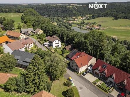 Prodej - dům/vila, 184 m²