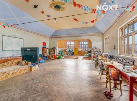 Prodej - dům/vila, 450 m²