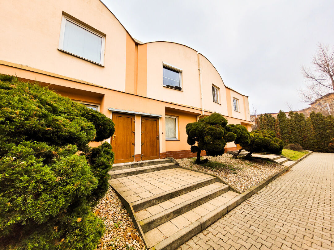 Pronájem bytu 2+kk 40 m2