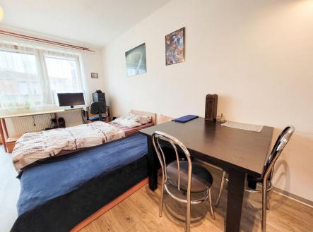 Pronájem bytu, 1+kk, 34 m²