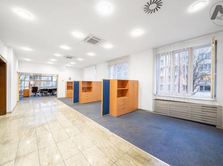 foto: 4 | Prodej - dům/vila, 686 m²