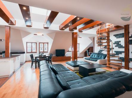 dsc08182-hdr.jpg | Prodej - nájemní dům, 628 m²