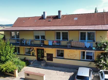 dji-fly-20250703-104606-71-1751532375928-photo-optimized.jpg | Pronájem bytu, jiný, 200 m²