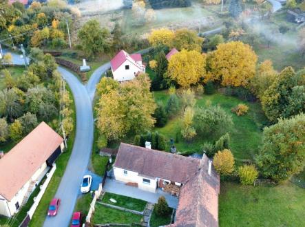 dji-fly-20251013-170940-251-1760368270235-photo-optimized.jpg | Prodej - pozemek pro bydlení, 1 550 m²