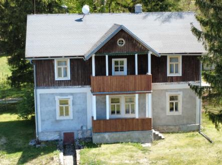 dji-fly-20260503-122618-541-1777804296355-photo-optimized-1.jpg | Prodej - dům/vila, 170 m²