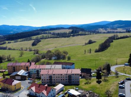 dji-fly-20260407-110740-462-1775552922125-photo-optimized.jpg | Prodej bytu, 3+1, 75 m²