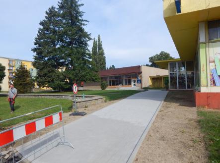 dscn7908.jpg | Prodej - obchodní prostor, 584 m²