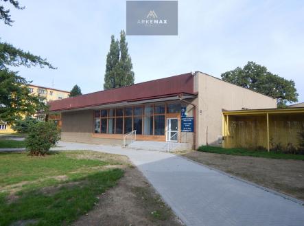 dscn7906.jpg | Prodej - obchodní prostor, 584 m²