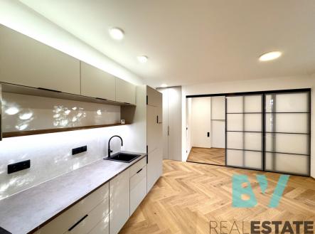 img-9798.jpeg | Pronájem bytu, 1+kk, 37 m²