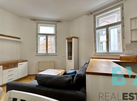 dji-20250421-145125-162.jpeg | Pronájem bytu, 2+kk, 52 m²