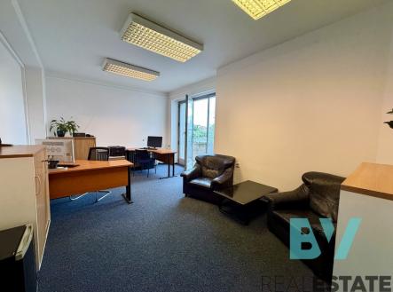img-2165.jpeg | Pronájem - kanceláře, 24 m²