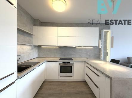 img-9578.jpeg | Pronájem bytu, 3+kk, 82 m²