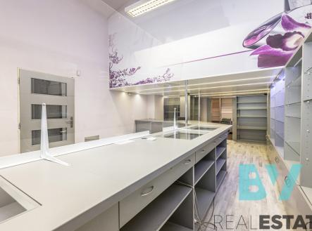 Obchodní prostor | Pronájem - obchodní prostor, 47 m²