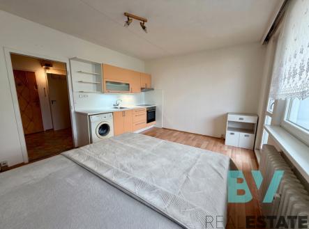 hf-20260707-090323-ae4a937d-ef03-4125-bcd9-0970b34eda28.png | Pronájem bytu, 1+kk, 32 m²