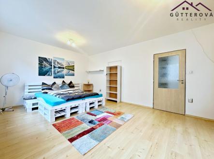 IMG_8576 | Pronájem bytu, 4+kk, 90 m²
