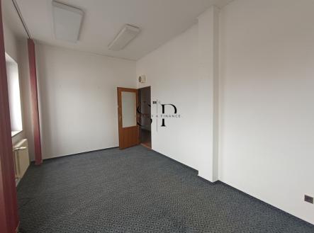 img-20240507-141920.jpg | Pronájem - kanceláře, 20 m²