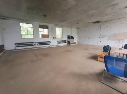 img-20251015-124121.jpg | Pronájem - skladovací prostor, 64 m²