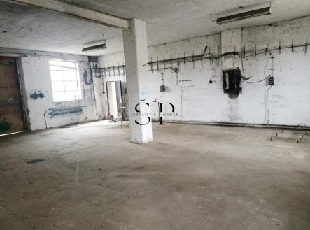 img-20240517-085639.jpg | Pronájem - skladovací prostor, 64 m²