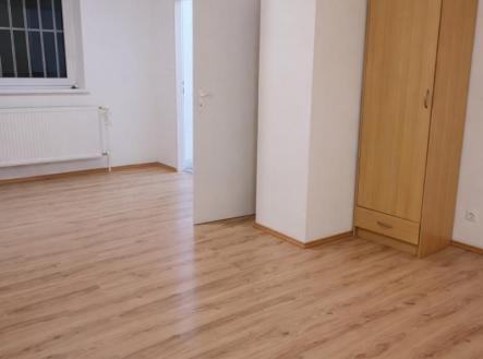 ChatGPT-Image-Feb-4_-2026_-11_05_04-AM.jpg | Pronájem bytu, 1+1, 38 m²