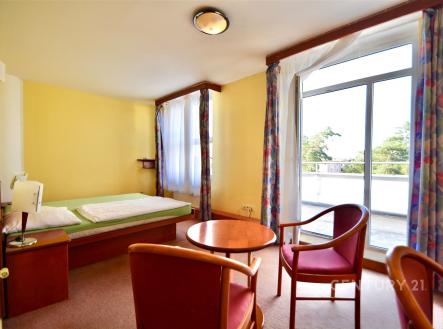 . | Pronájem bytu, garsoniéra, 21 m²