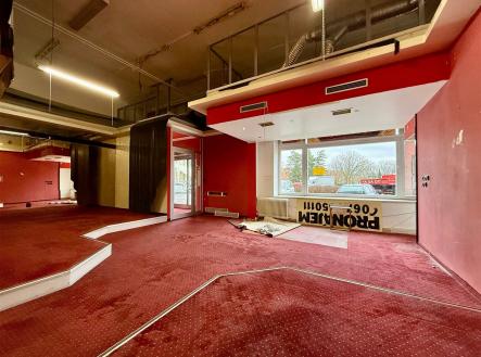 . | Pronájem - obchodní prostor, 120 m²