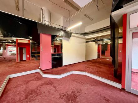 . | Pronájem - obchodní prostor, 120 m²