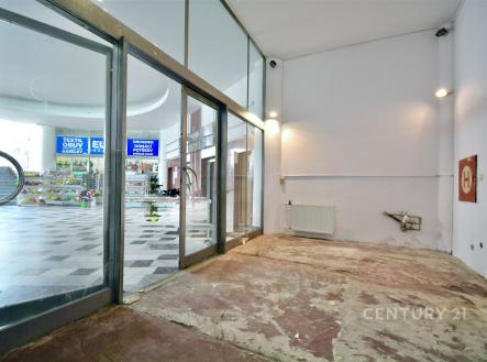 . | Pronájem - obchodní prostor, 18 m²