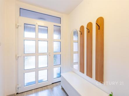 . | Prodej - dům/vila, 165 m²