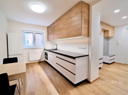 . | Pronájem bytu, 2+1, 56 m²