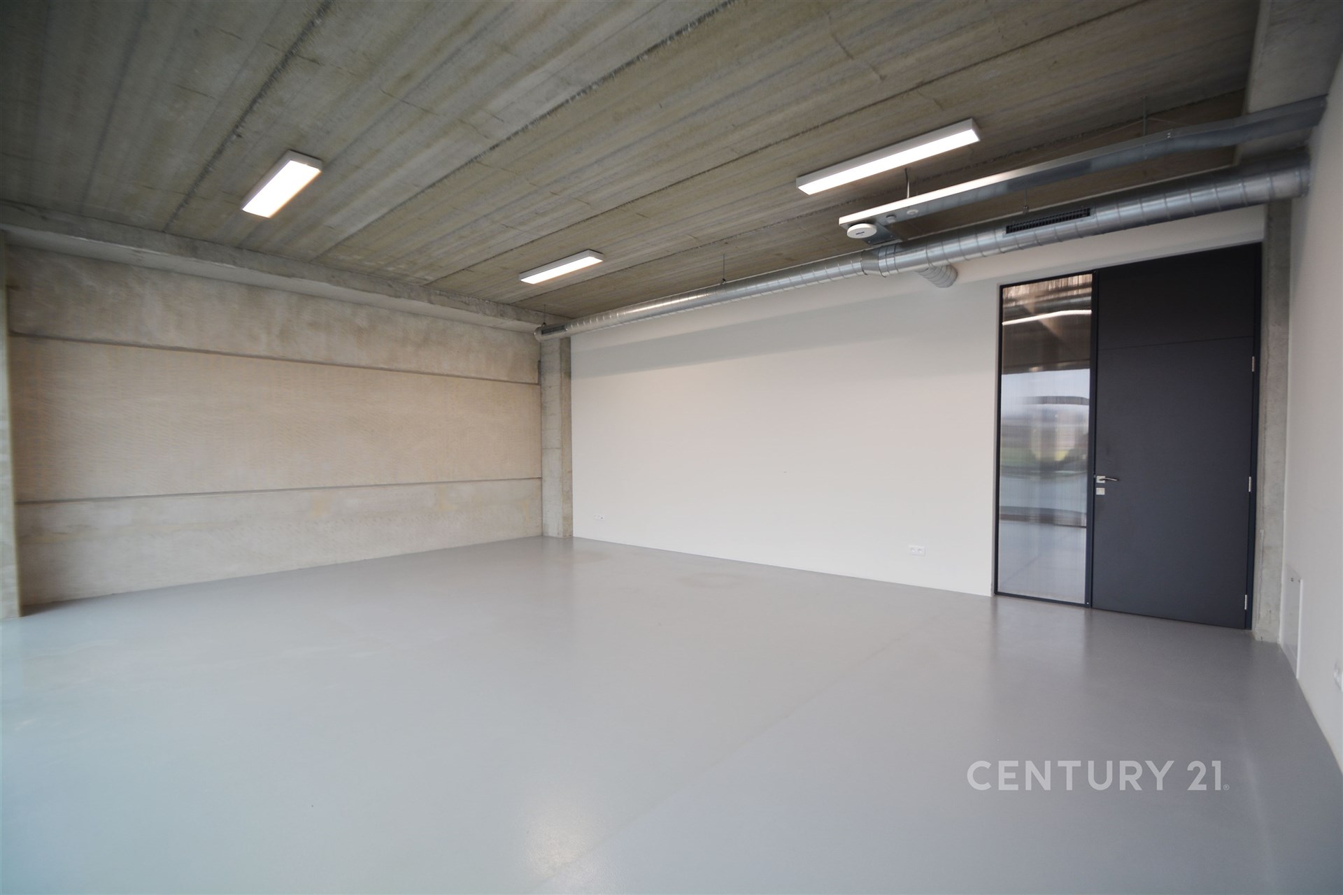 Kancelář 53 m2 vstup