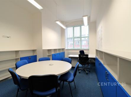 . | Pronájem - kanceláře, 73 m²