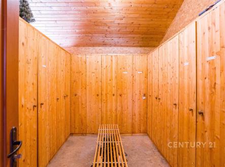 . | Prodej - komerční objekt, průmyslový areál, 160 m²