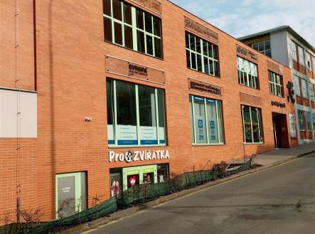 . | Pronájem - kanceláře, 130 m²