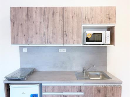 . | Pronájem bytu, 1+kk, 23 m²