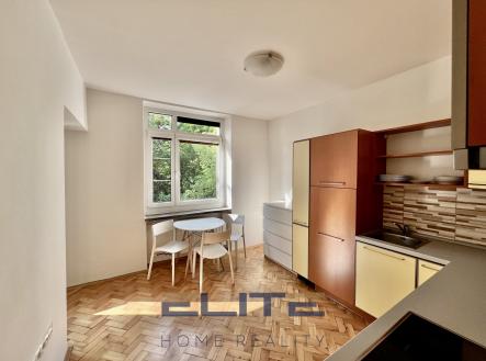 00013_65 | Pronájem bytu, 2+kk, 28 m²
