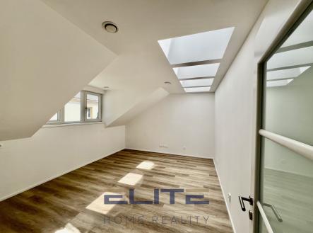 00022_14 | Prodej bytu, 2+kk, 44 m²