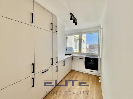 00008_41 | Prodej bytu, 3+1, 62 m²